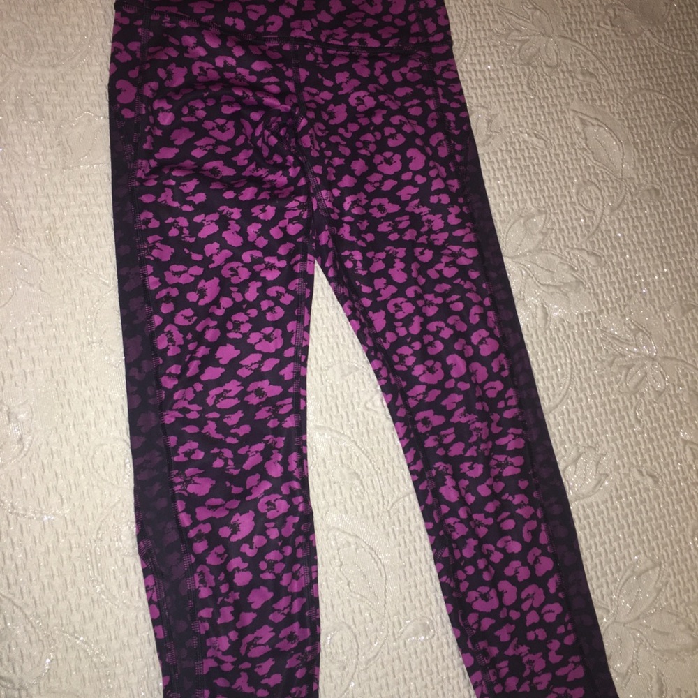 Lululemon leggings - Picture 2 of 7